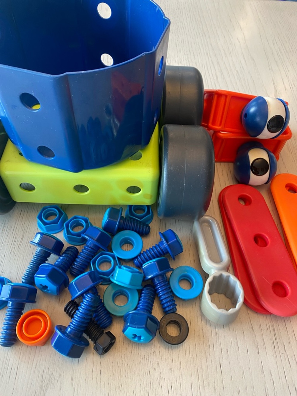 Kids Construction Toy Set - Blue, Red, Orange, Yellow